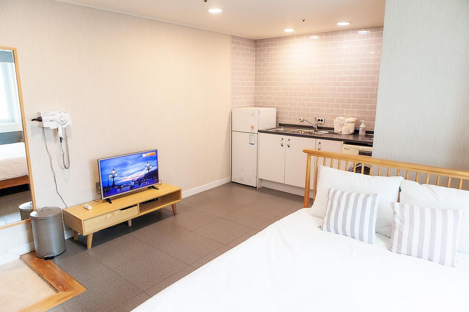 Familie Guesthouse Busan Værelse billede